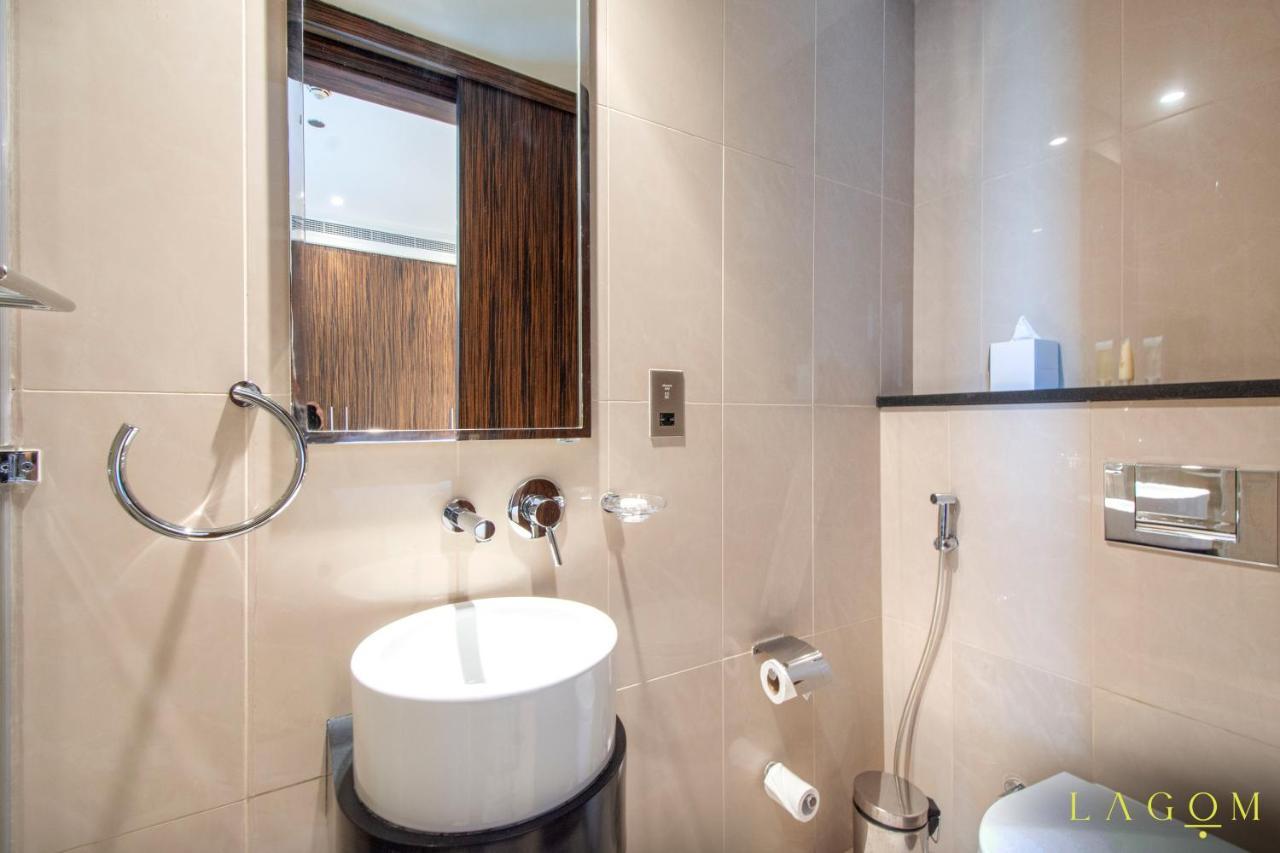 Songs Of The Lake By Lagom - Bonnington Apartment Jumeirah Lake Towers, Dubai Eksteriør bilde